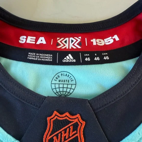🌟 Adidas Seattle Kraken Jersey ~ Size 46 - Picture 3 of 6
